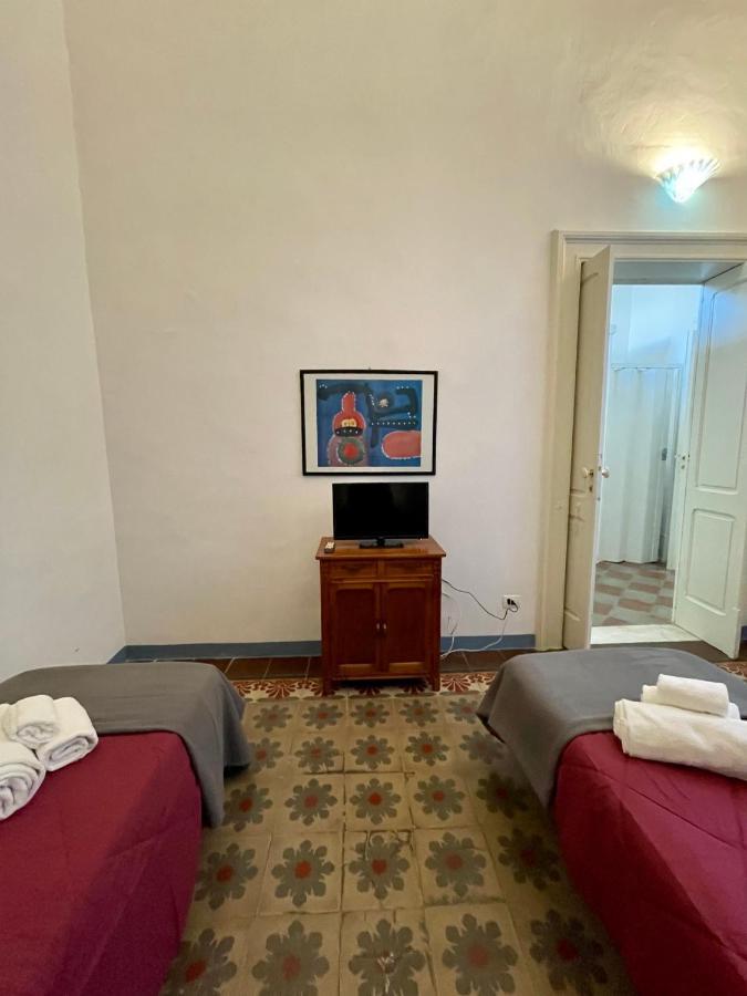 Apartment 4 Balconi House-appartamento Salentino Nel Centro Di Lecce