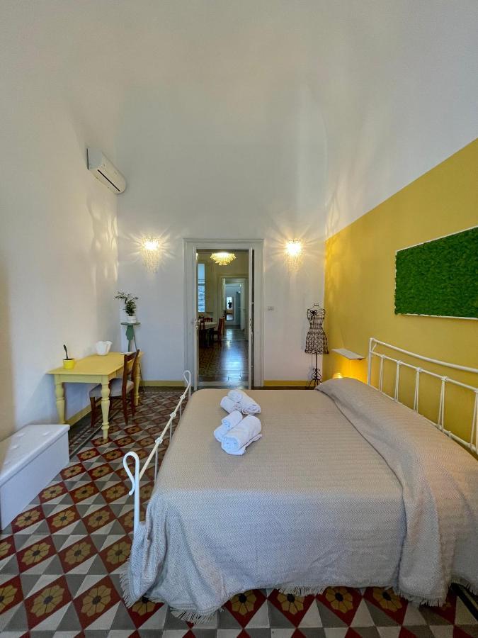 Apartment 4 Balconi House-appartamento Salentino Nel Centro Di Lecce